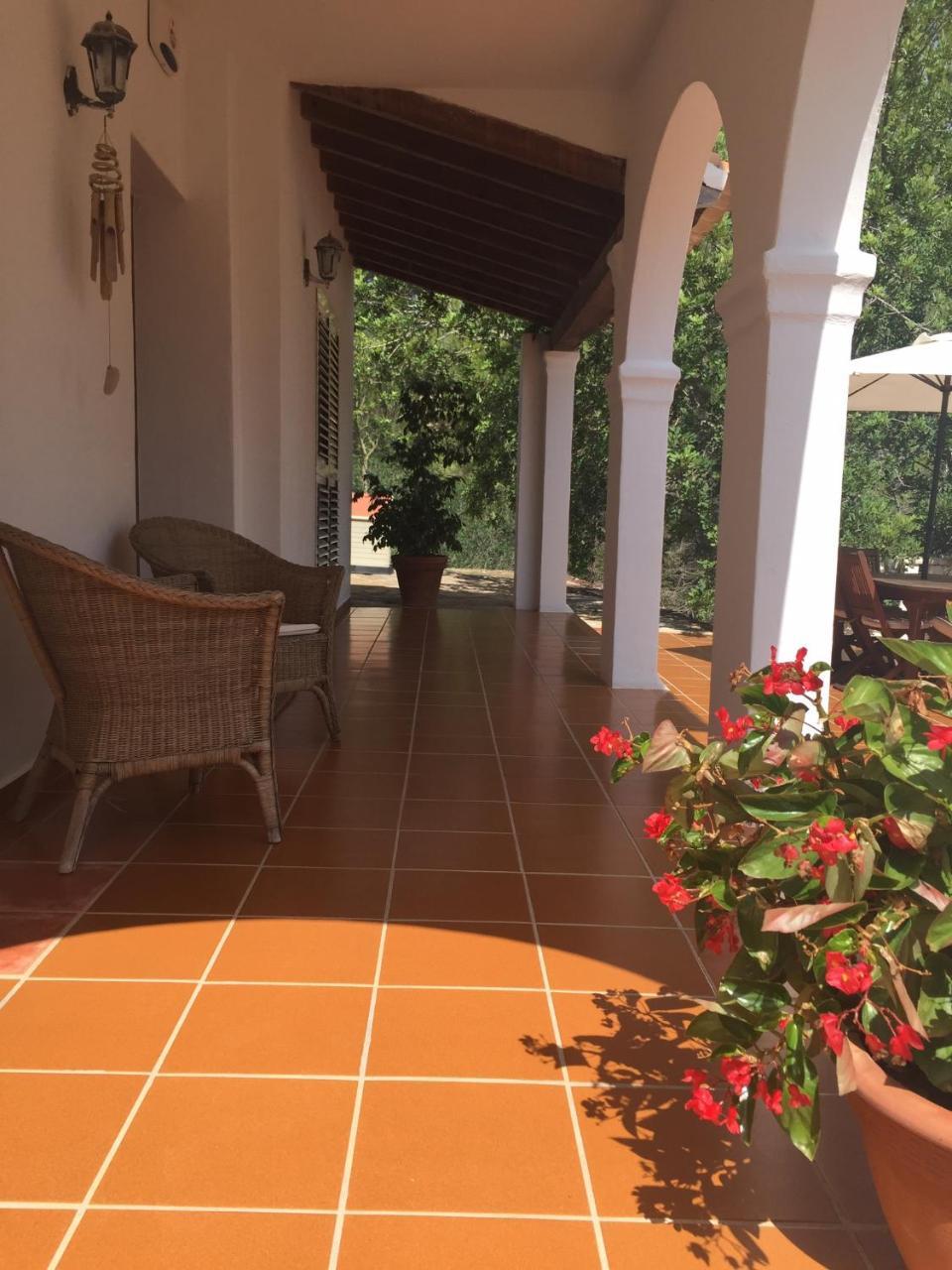 Villa Mercedes Cala Llonga  Exterior photo